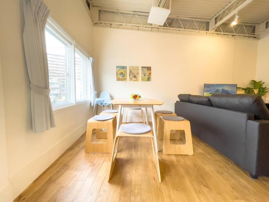 Jr天王寺駅・寺田町駅から徒歩圏内！ファミリー大歓迎の広々欧風ハイツ！ Apartment Osaka Bagian luar foto