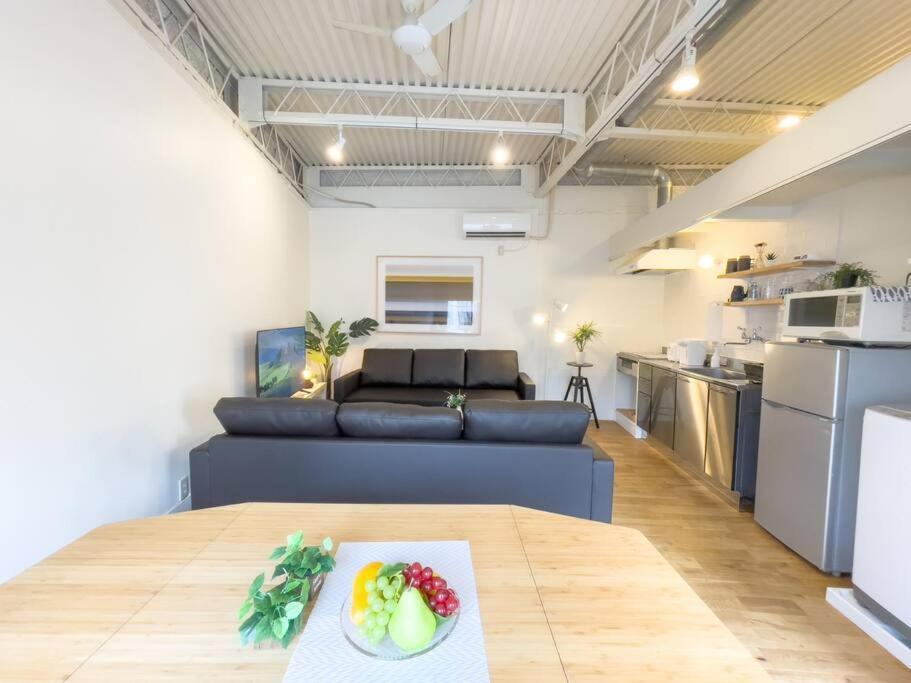 Jr天王寺駅・寺田町駅から徒歩圏内！ファミリー大歓迎の広々欧風ハイツ！ Apartment Osaka Bagian luar foto